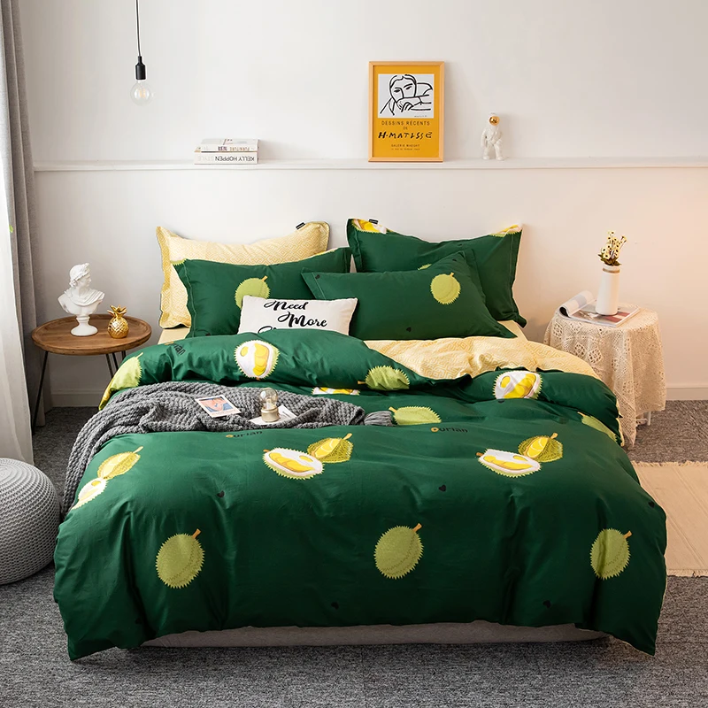 

2023 Newest Long-staple Cotton Four-piece Bed Sheet Star And Moon Pattern Plain Cotton Bedding Light Luxury Style Green Color