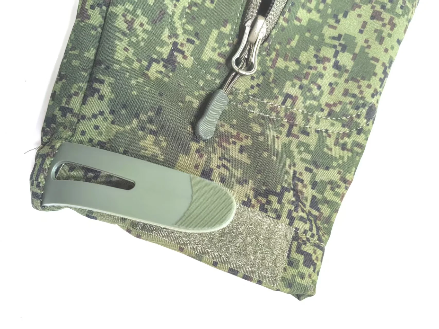 سترة روسية صغيرة خضراء EMR مموهة ذات غلاف ناعم مع صوف داخلي ومواد خارجية مقاومة للماء