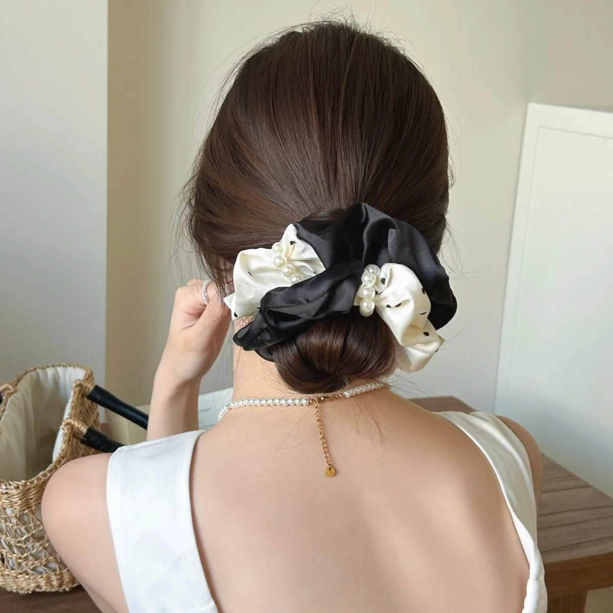 8PCS/LOT Satin Polka Dot Patchwork Hair Tie New Pearl Hair Band Korean Style Hair Accessories Ladies Ponytail Hair Scrunchies