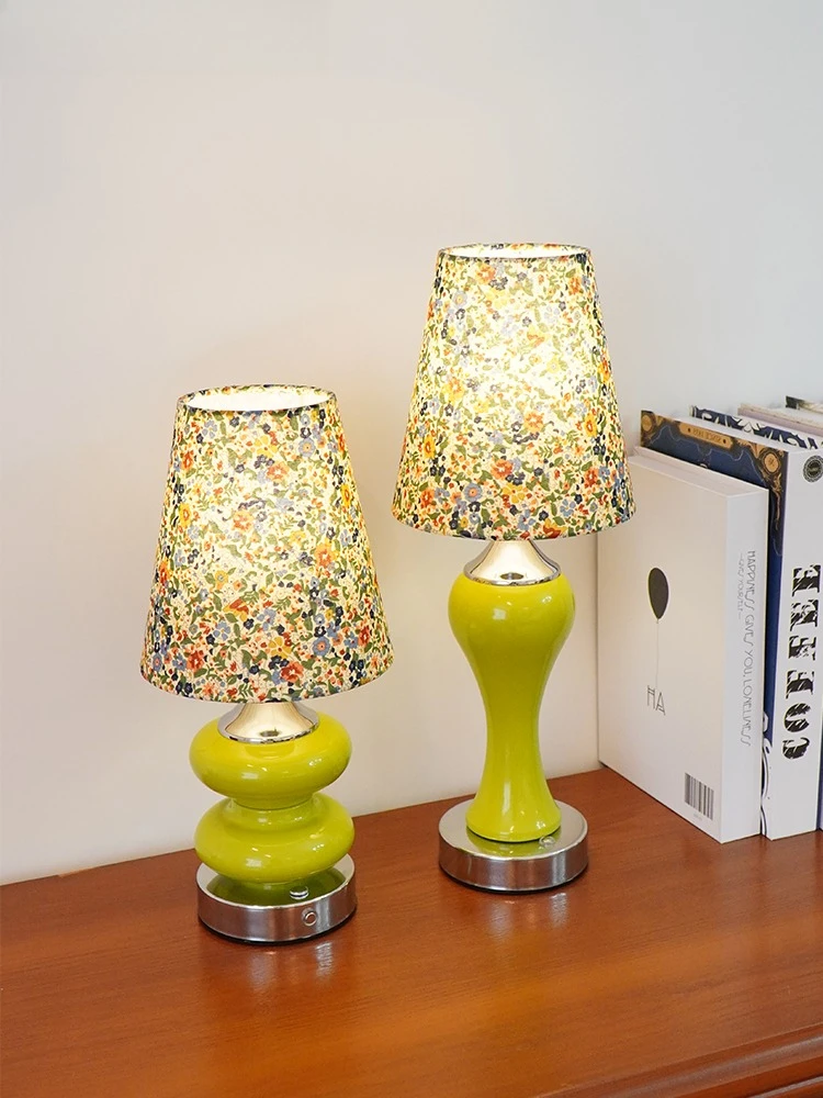medieval printed table lamp Bedroom pastoral design Living room side cabinet decorative bedside lamp
