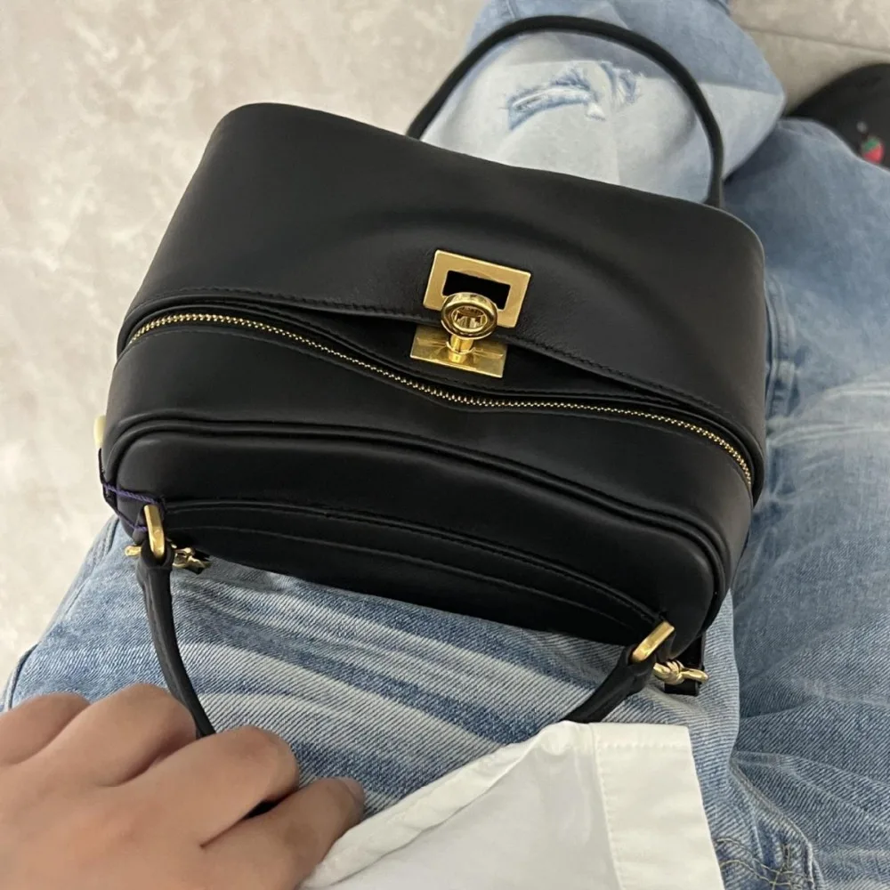 

2025 New Leather Matte Cowhide Rodeo Lunch Box Bag Large Capacity Fashion Versatile Shoulder Crossbody Portable Cosmetic Bag