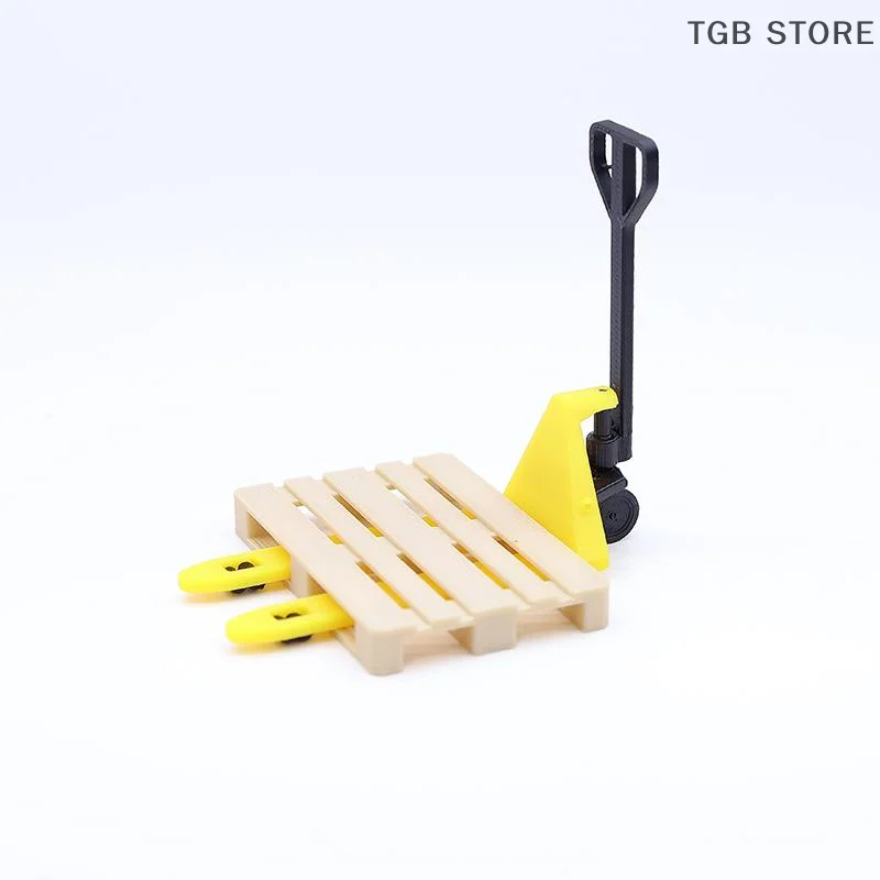 2PCS 1/12 Mini Simulation Transporter Tray Miniature Forklift Toy Set Dollhouse Food And Play Scene For Kids Gift