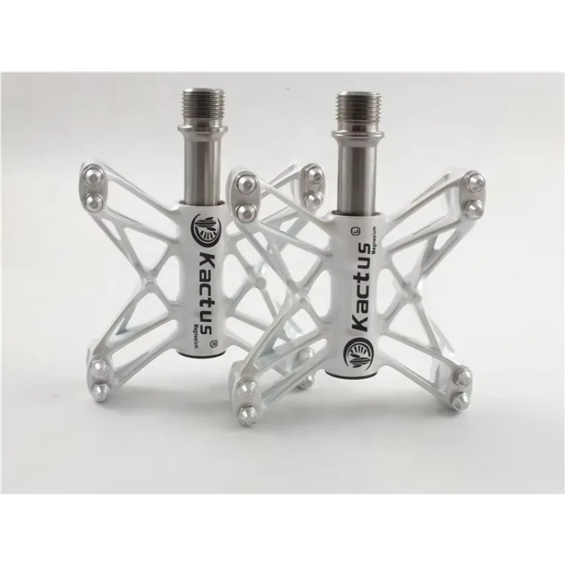 210/pair Titanium Axle Pedals for Bicycle Anti-slip Ultralight CNC MTB Bike Pedal Cycling 3 Sealed Bearing Pedals