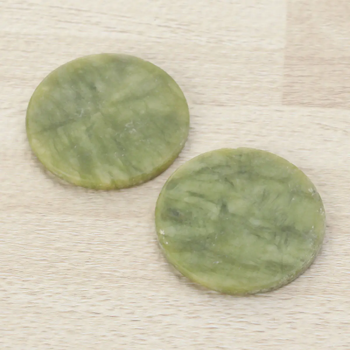 2Pcs Natural Jade Stone Eyelash Extension Glue Holder Pallet Pad Extends Glue Lifespan Reduces Waste Ideal for Lash Artists