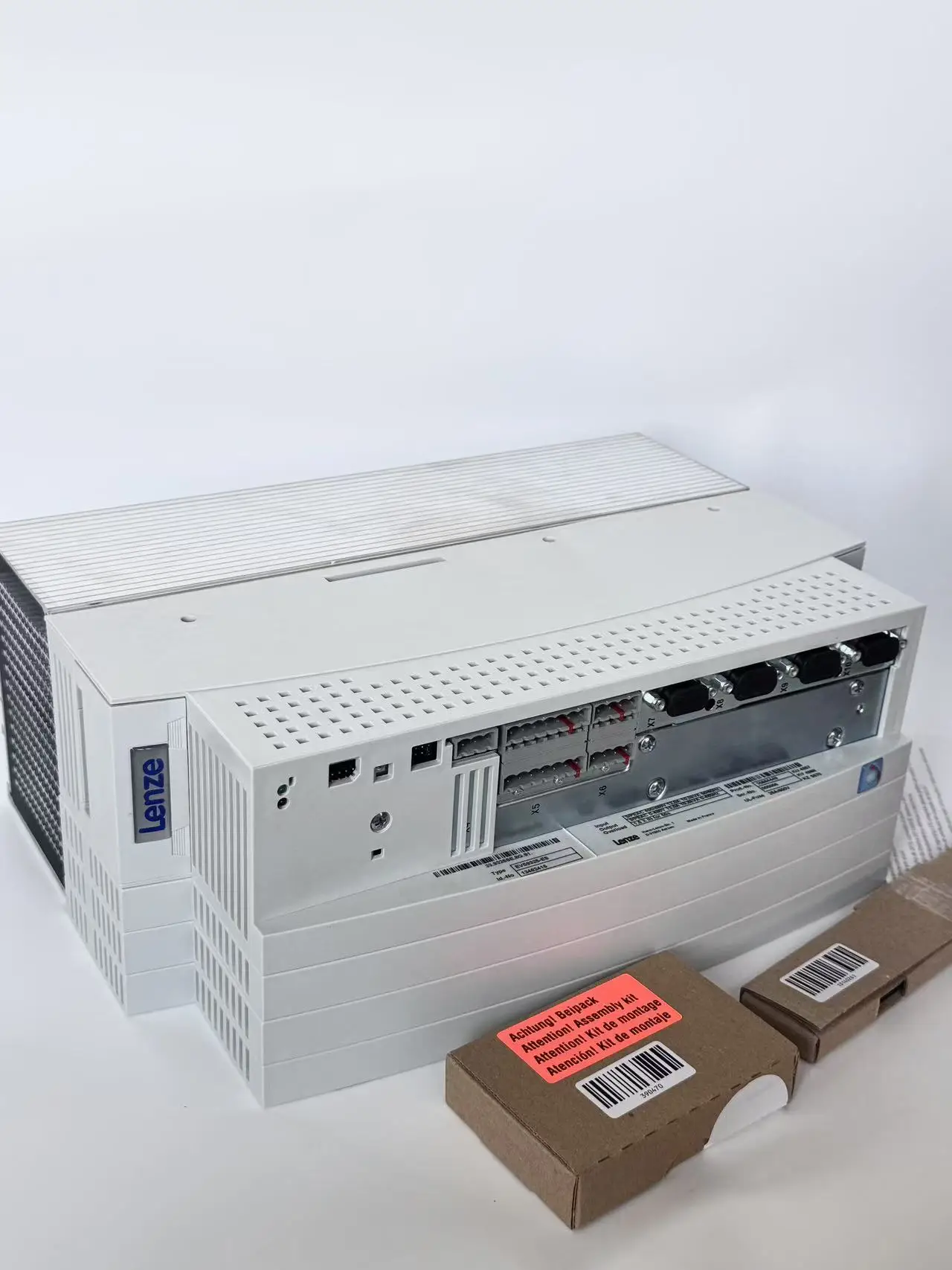 Lenze 9300 Seri EVS9326-EK  EVS9328-EP  Motor Inverter VFD Control Variable Frequency Converter Clear Instructions