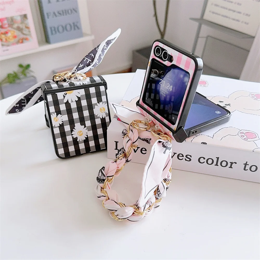 

Чехол из искусственной кожи с защитой шарфов и ремешком на запястье для Samsung Galaxy Z Flip 6 5 4 3