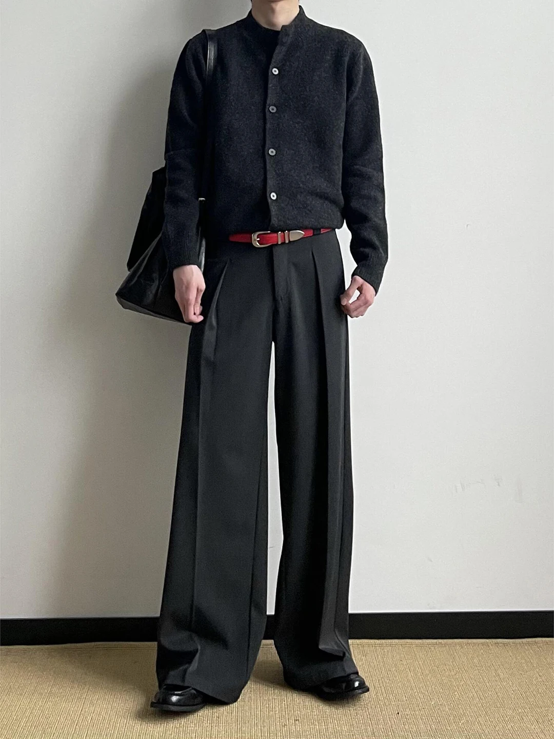 

Cleanfit Men's Casual Trousers Pleated Micro Flared Straight Leg Bla Suit Pants Draped Loose Wide Leg Trousers