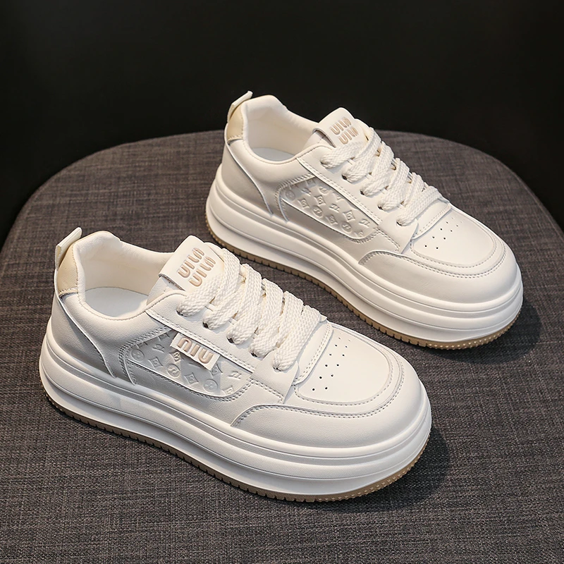 

Thick-Soled White Sneakers for Women, 2025 New Autumn Platform Height-Increasing Sneakers, Student Casual Sports Shoes