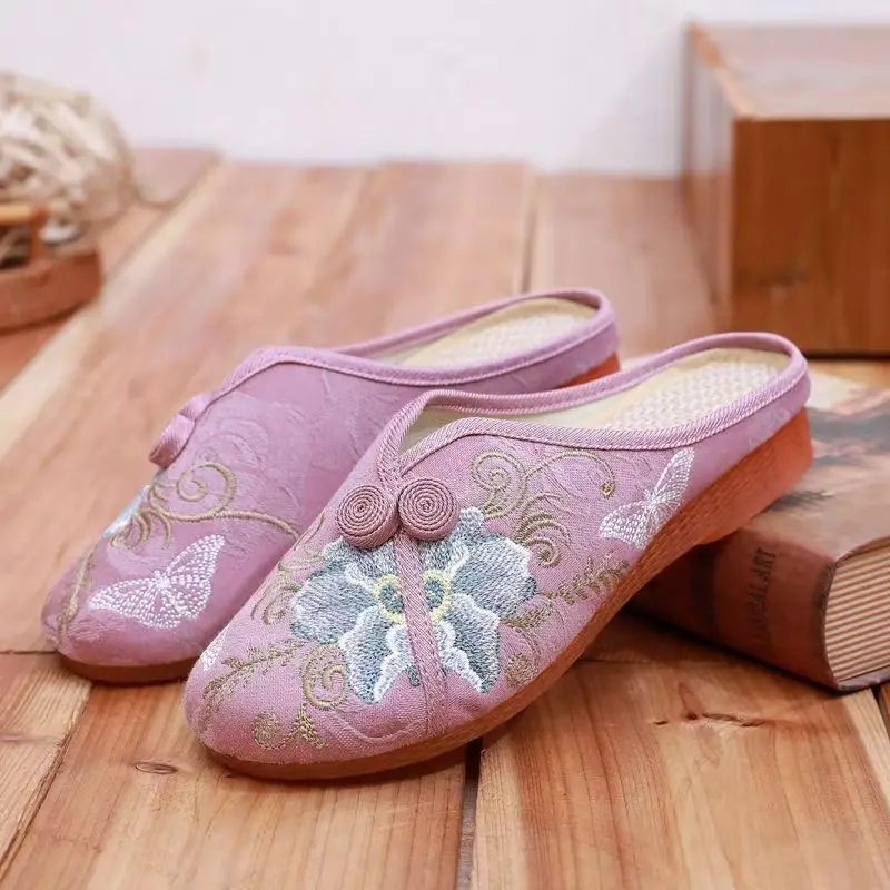 Women Ethnic Style Flat Sole Embroidered Half slippers Summer New Soft Sole Closed Toe Home Slippers Outdoor Hanfu Slippers