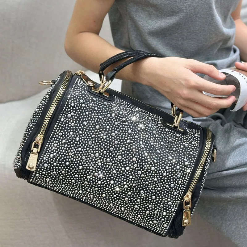 Women's fashion inlaid diamond handbag large capacity leopard print shoulder crossbodyA large travel and vacation bag