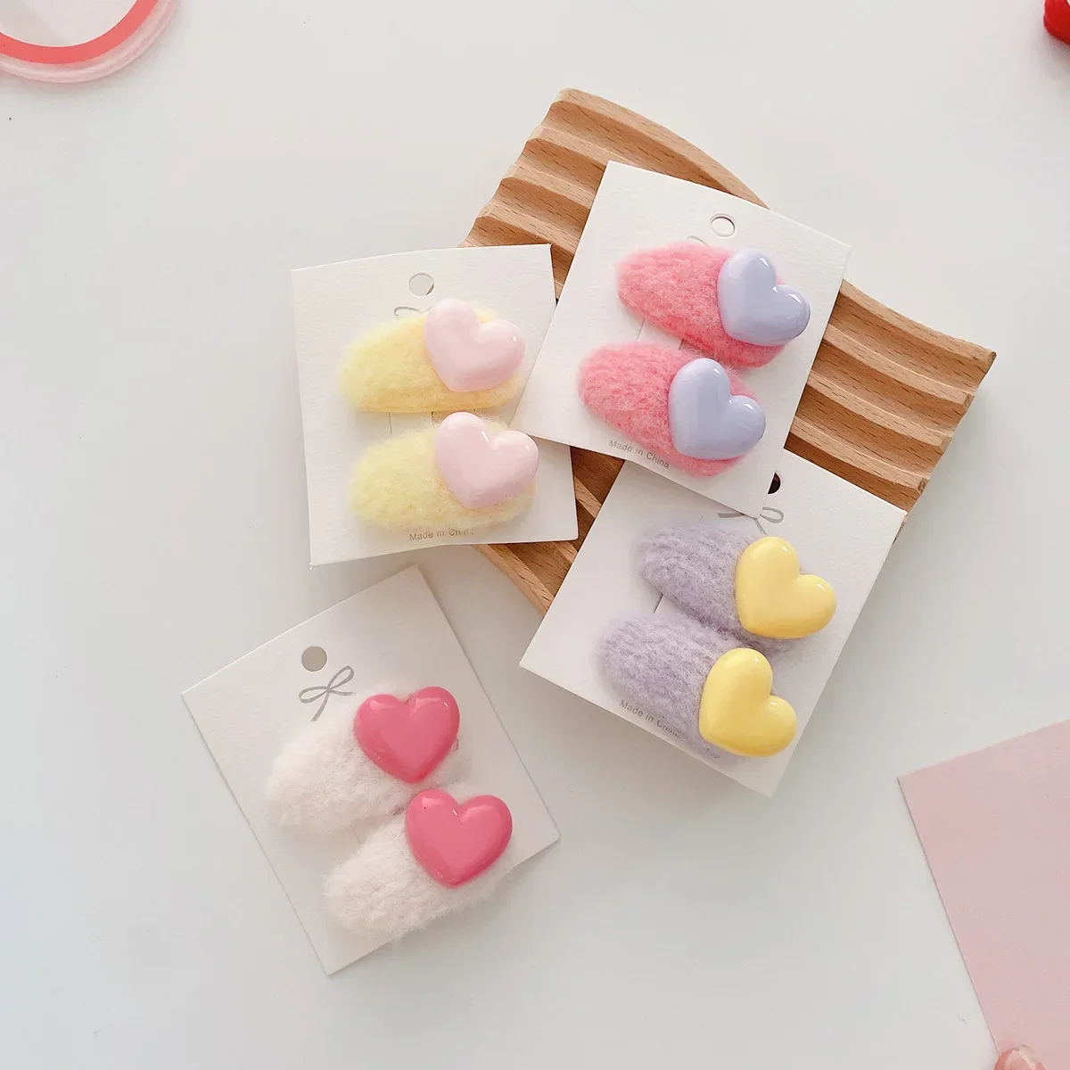 

2Pcs/set Winter Baby Children Korean Style Plush Heart Love Candy Color Cute Kawaii Kids Hair Clips for Girls Hair Accessories