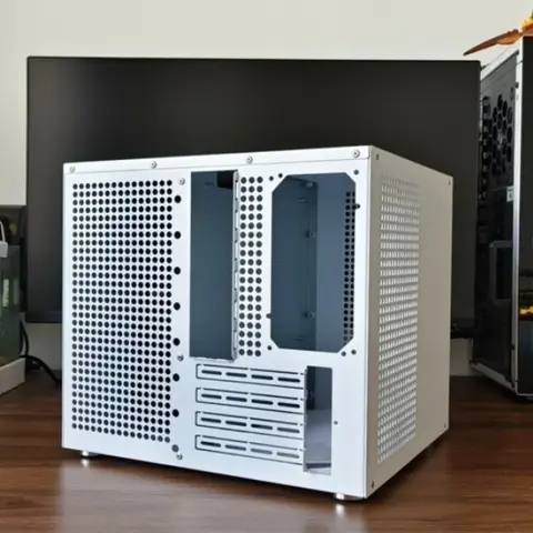 Sagittarius 8-bay NAS Case, Supports MATX Motherboards | ATX Power Supply | Four Full-height PCIE Slots | Volume 21.8L