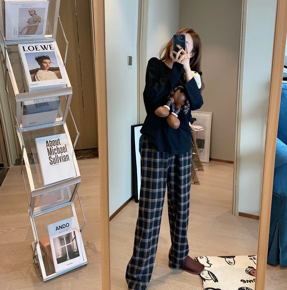 Women's Spring and Autumn Pajamas Two-piece Set of Solid Color Milk Silk Long Sleeve Pants Loose Comfortable Home Wear Women