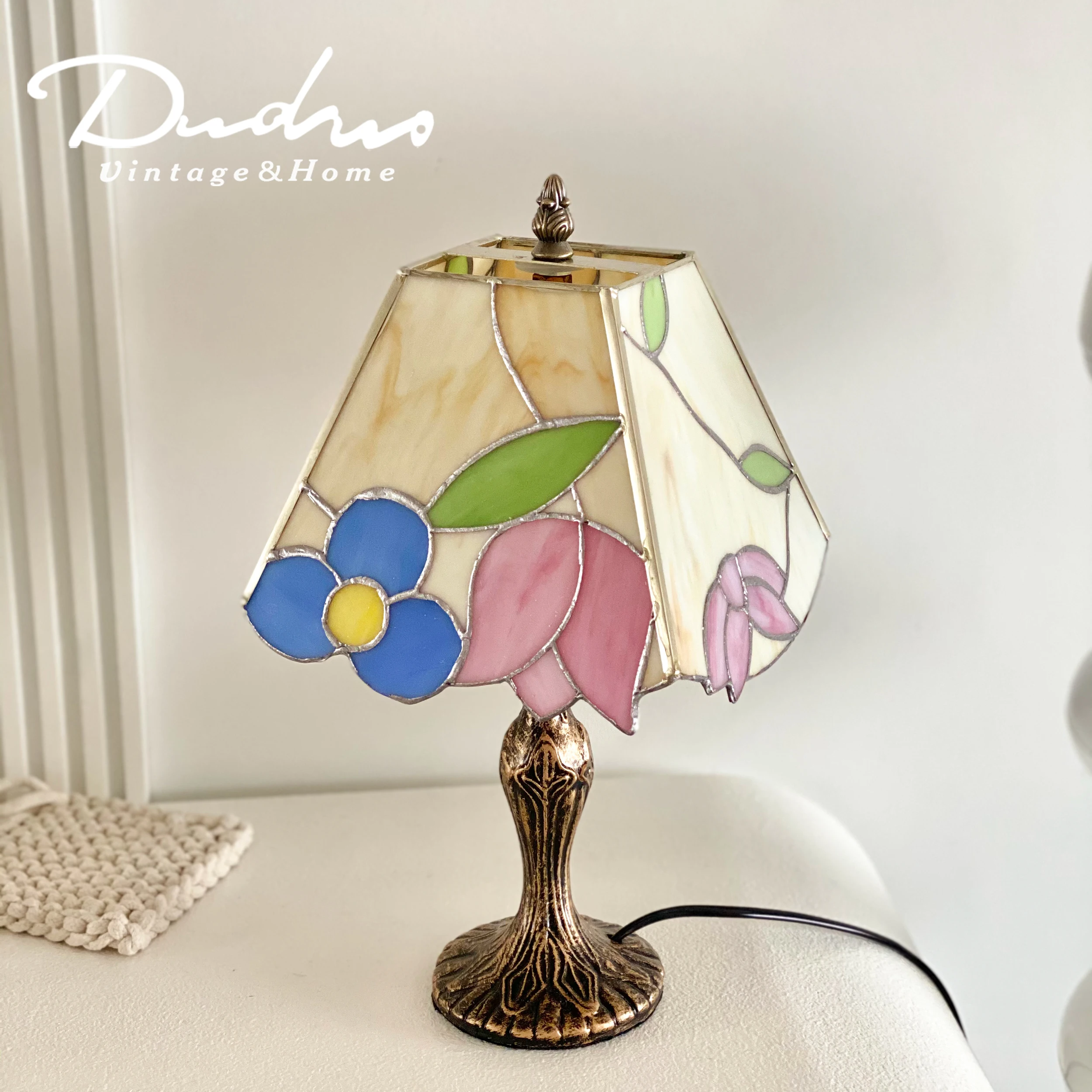 

Vintage stained glass table lamp living room bedroom bedside Nordic decorative lamp home ins style ambient lamp