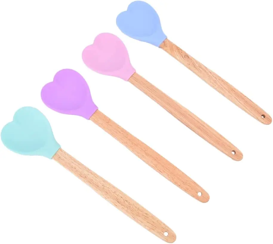 Heart-Shaped Silicone Spatula Silicone Heart Shape Spatulas with Wooden Handle Baking Spatula Silicone Spatulas