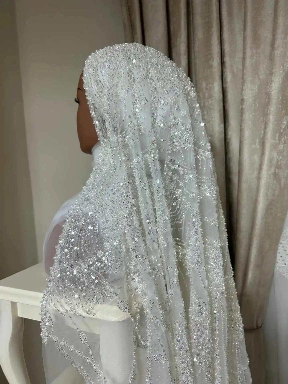 Sparkling Wedding Veil Appliques Sequin One Layer Long Chapel Length Bridal Veils Applique Edge Wedding Accessories Custom Made