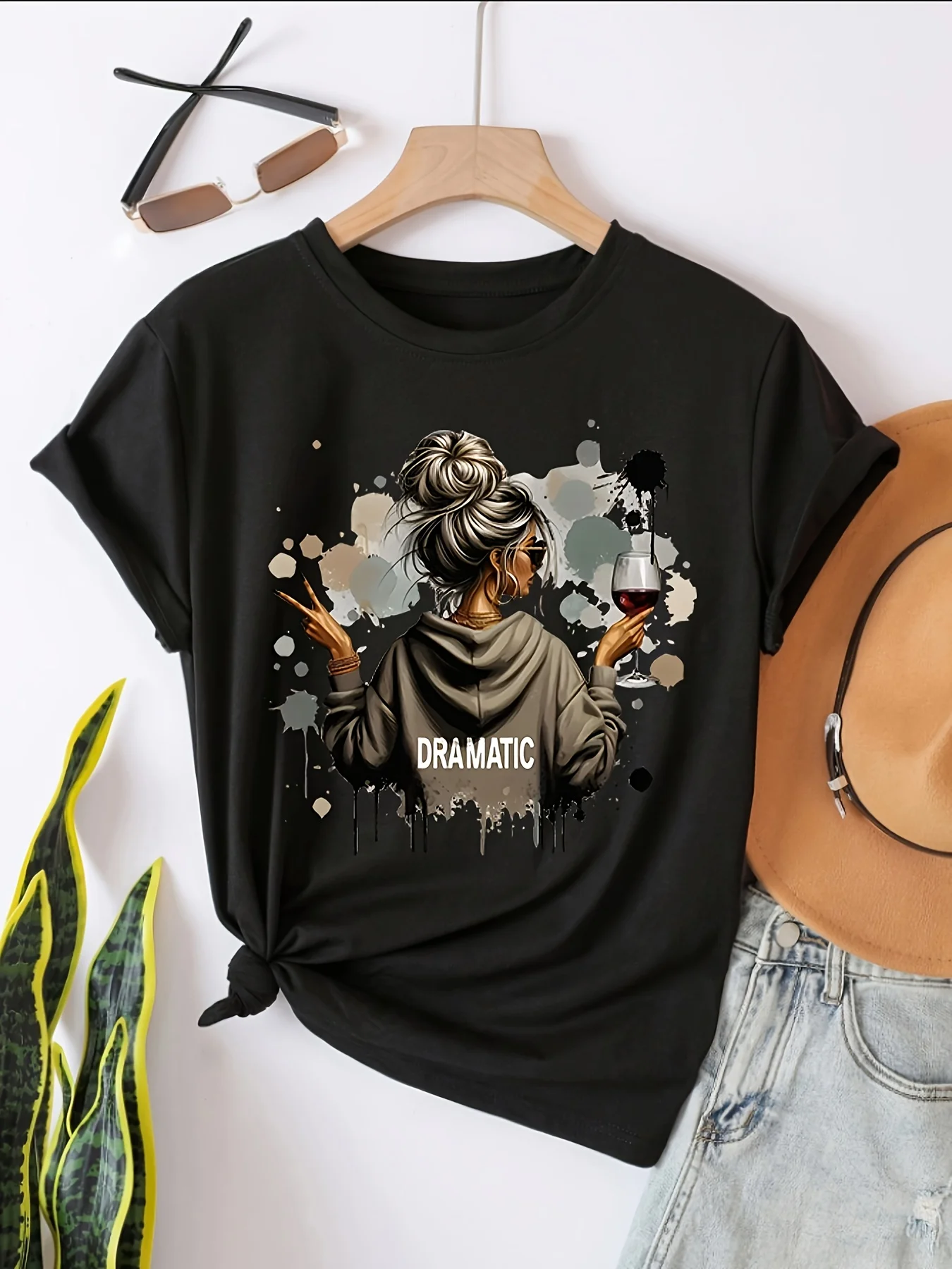Fashionable Casual Short-Sleeve T-Shirt with Dramatic Wine Art Print 90s Graphic Y2k T Shirt Women's Round Neck Tee Tops Clothes