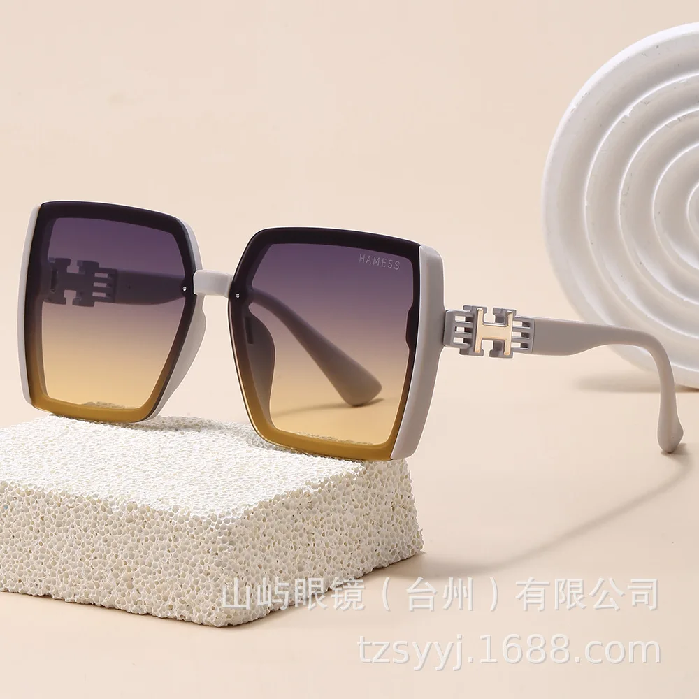 

2025 Master Design, хит продаж, новые солнцезащитные очки в большой квадратной оправе, женские модные солнцезащитные очки для похудения лица, модный уличный стиль ​