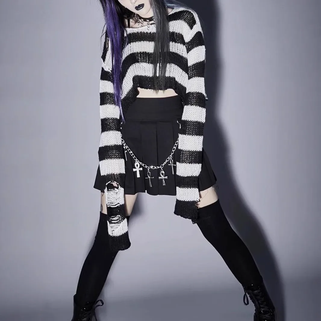 

Women Stripe Knitted Pullovers Jumpers Holes Sweaters Round Neck Long Sleeve Loose Fit Casual Y2k Streetwear 2025 Autumn Winter