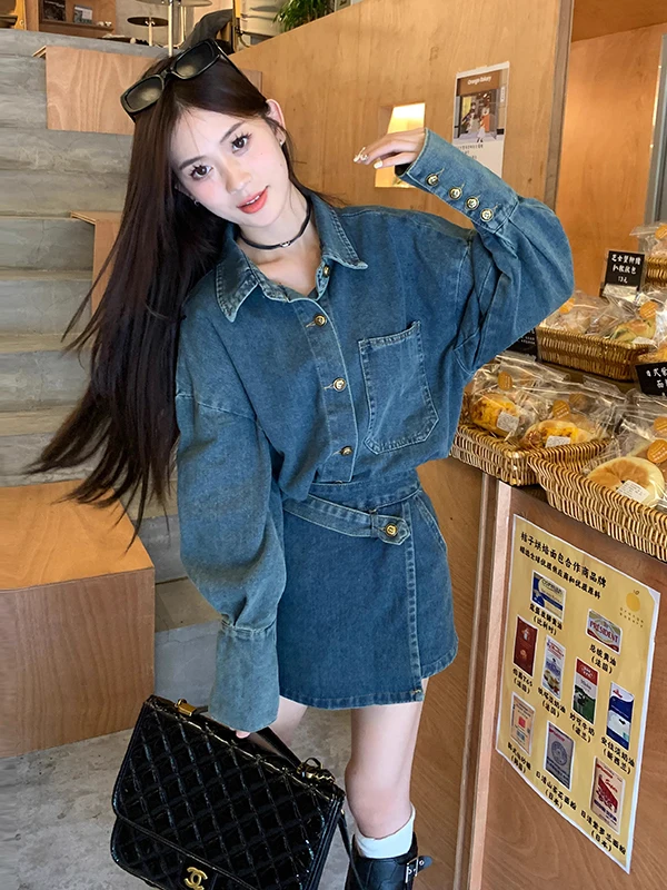 

Комплект из джинсовой ткани в американском ретро-стиле больших размеров для женщин: новая коллекция 2026 года, верхняя одежда, юбка, короткая юбка, брюки, комплект из двух предметов