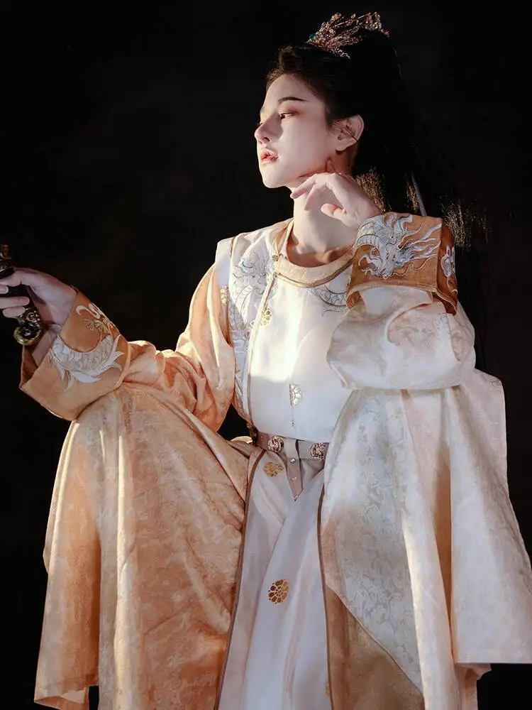 [Dongjun Yunmeng] متجر الذكرى المطرزة سلالة تانغ الياقة المستديرة رداء Hanfu الرجال غير زي خطوة حزام المتدفقة