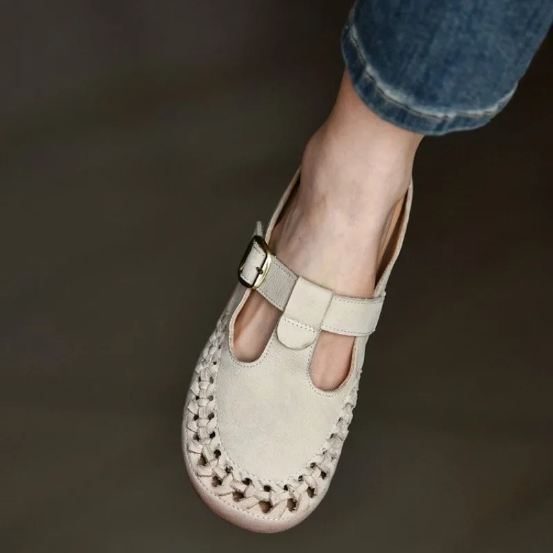 

2026 Summer New Retro Flat Baotou Slippers Women's Outer Wear Slip-on Soft Sole Non-slip Women's Shoes