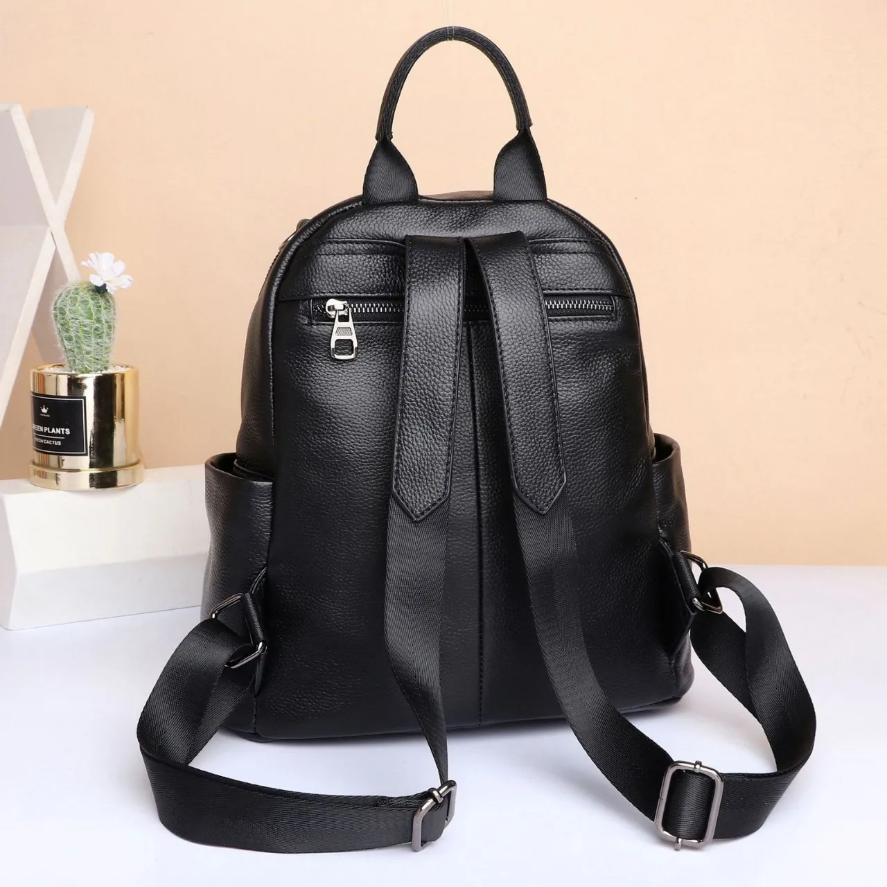 2027 New Fashion Genuine Leather Women Backpacks High Quality Female Real Natural Leather Ladies Girl Student Casual Backpack