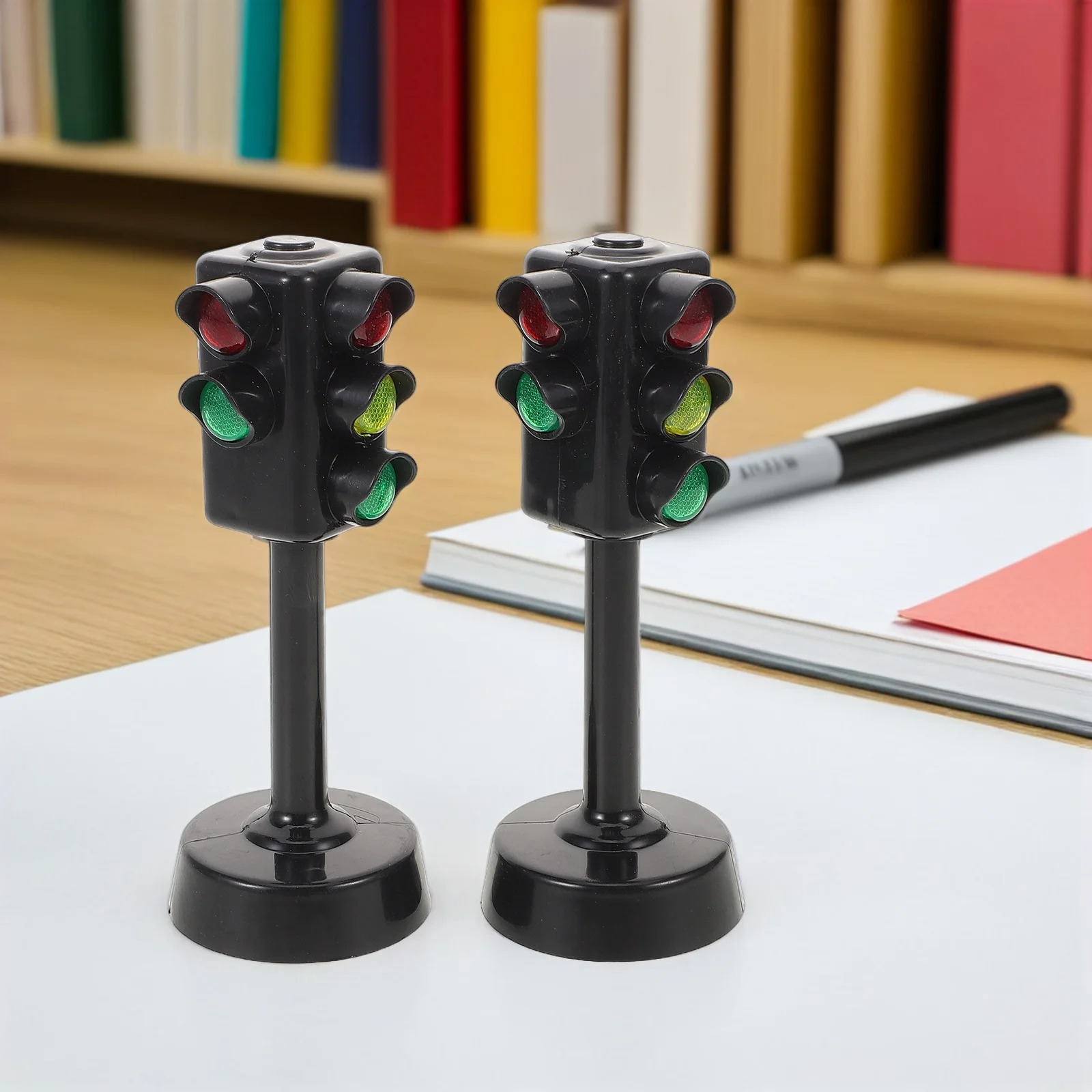 

5 PCS Children's Signal Light Toys Simulation Traffic Lamp Sand Table Black Plastic Models