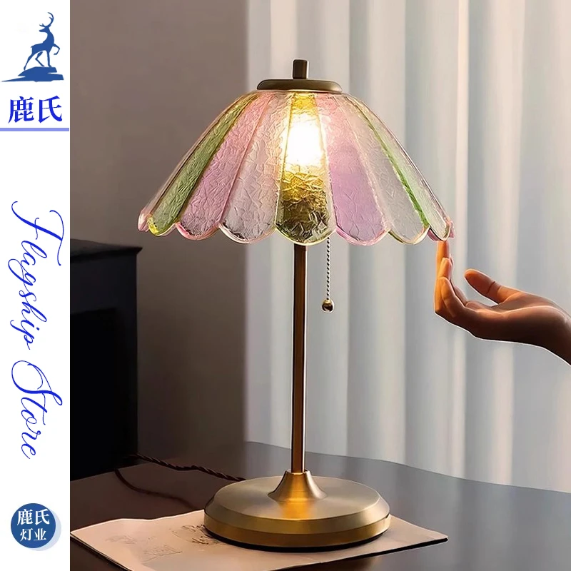 

French retro butterfly dream table lamp medieval color glazed atmosphere bedroom bedside American light luxury decorative lamp