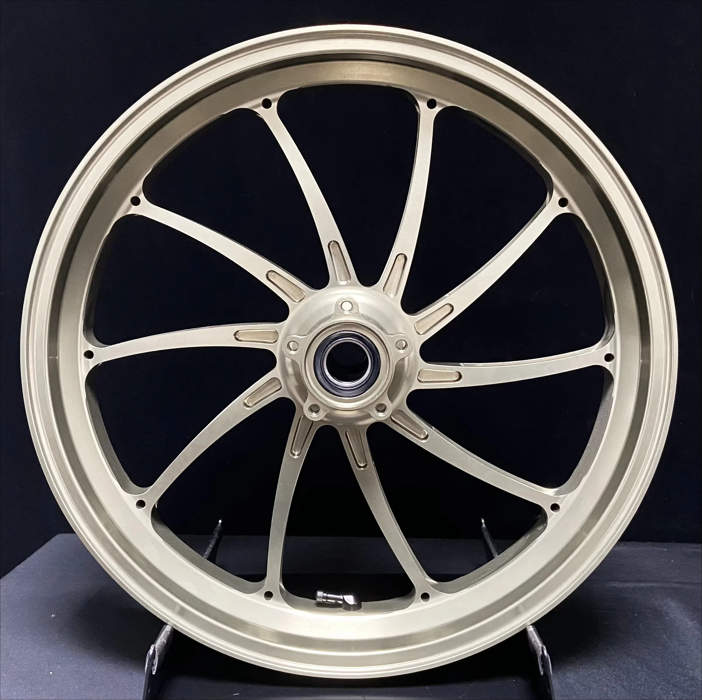 CNC Aluminum Alloy T6  Customized Accept Lightweight Supplier High Quality  Modified  Forged 1290 Super Duke Wheel Hubs