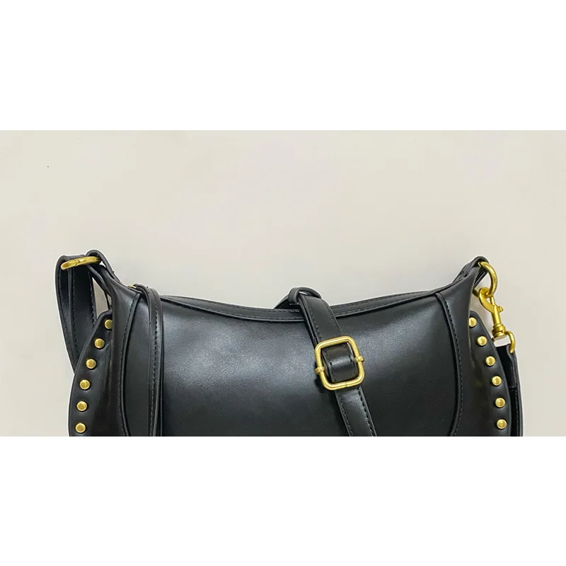 nouvelle-tendance-2026-sac-a-bandouliere-femme-sac-retro-noir-en-pu-avec-rivets-design-de-luxe-sac-a-bandouliere-femme