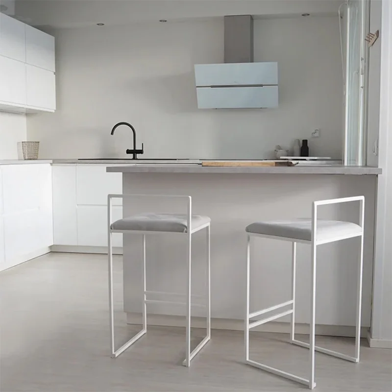 Tabouret de bar nordique à jambes hautes pour la maison, îlot de cuisine, caissier en fer minimaliste moderne, chaise de réception, tabouret de bar à dossier