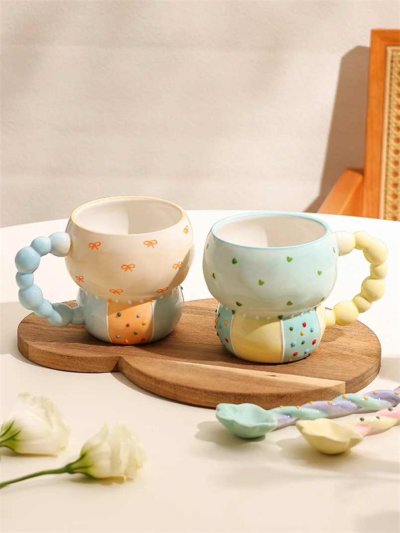 Korean Style Cute Large Capacity Ceramic Cup Cartoon Gourd Shape Exquisite Coffee Cup with Handle Household Breakfast Cup