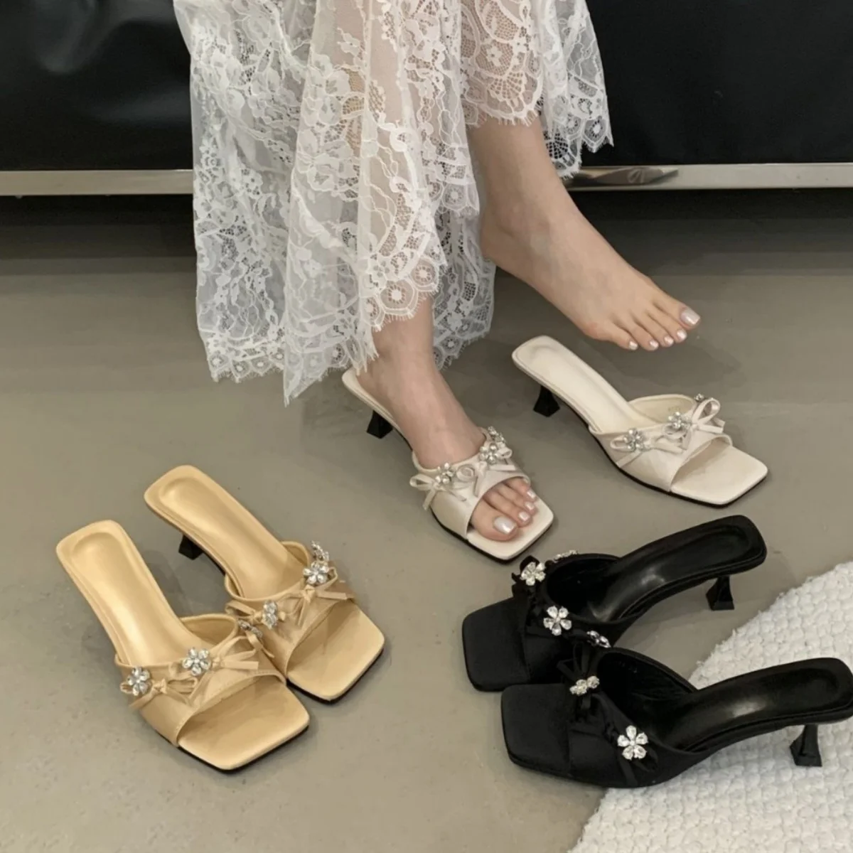 

Шикарные французские босоножки с бантом из страз, на каблуке-рюмочке, сексуальные модные сандалии, роскошные элитные туфли на высоком каблуке