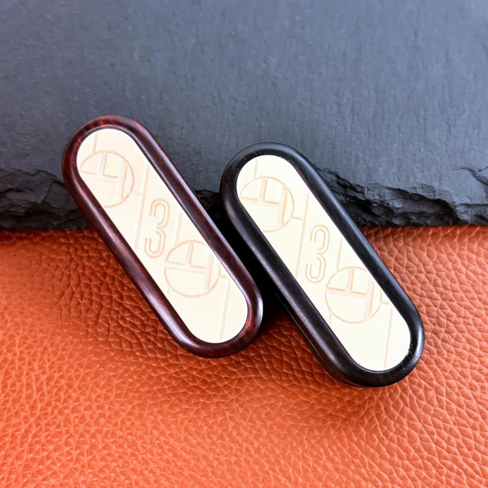 AEFedc's 3rd Anniversary Signing - Blood Sandalwood Peek Dingding Straight Push Fingertip Card Desktop Decompression Toy