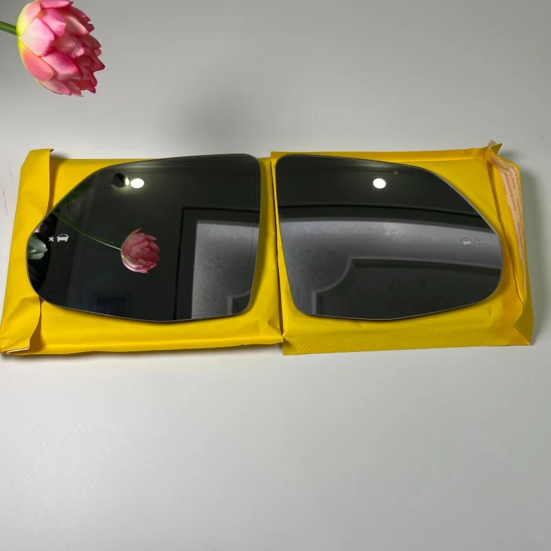 

For Cadillac XT4 2018-2023 XT5 2016-2023 XT6 2020-2023 Car rearview mirror lens blind spot warning new