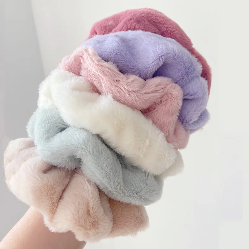 Faux Rabbit Fur Scrunchies elastyczne gumki do włosów kobiety dziewczęta miękkie stałe kucyk Holder gumki do włosów moda zimowe akcesoria do włosów