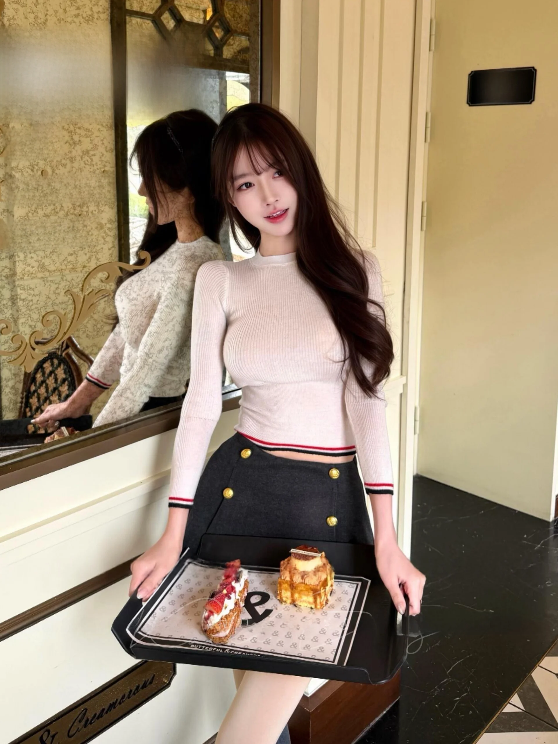 

Chic Layering Expert! Color Blo Striped Base Top f Skirt Slimming Versatile Daily Wear Women's Faion Set Autumn 2025