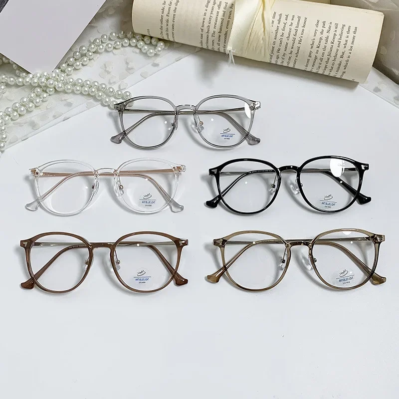 Retro Luxury Design Reading Glasses for Women Ultralight HD Lens Far Sight Eyeglasses Unisex Men Round Frame Presbyopia 0+4.0