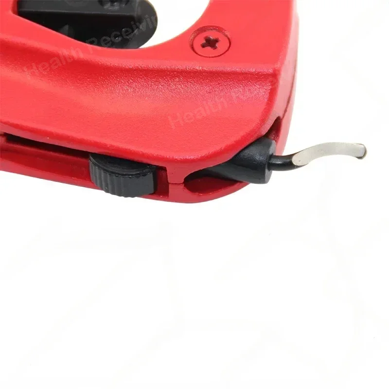 Powerful Pipe Cutter 6-35mm CT-142 Pipe Cutter with Reamer Trimming Knife, Cutting Cast Iron