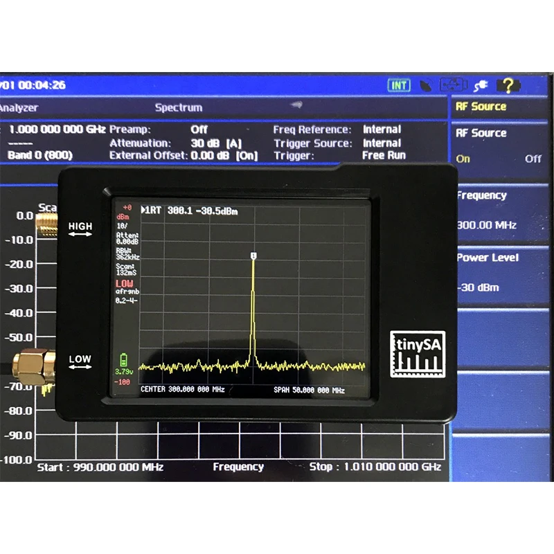 Imagem -02 - Analisador de Espectro Pequeno à Mão Tinysa 2.8 Polegada Display 100khz a 960mhz com Esd Versão Protegida V0.3.1 _ e com Bateria Novo