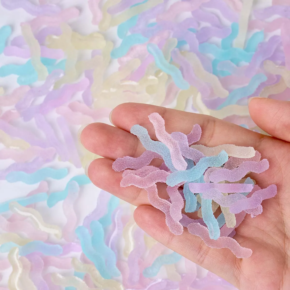 Worm Shape Strip Chips for DIY Squishy Slime Handball Ball Fillers Hair Claw Clip Decoration Accessories Wavy Resin Ornaments