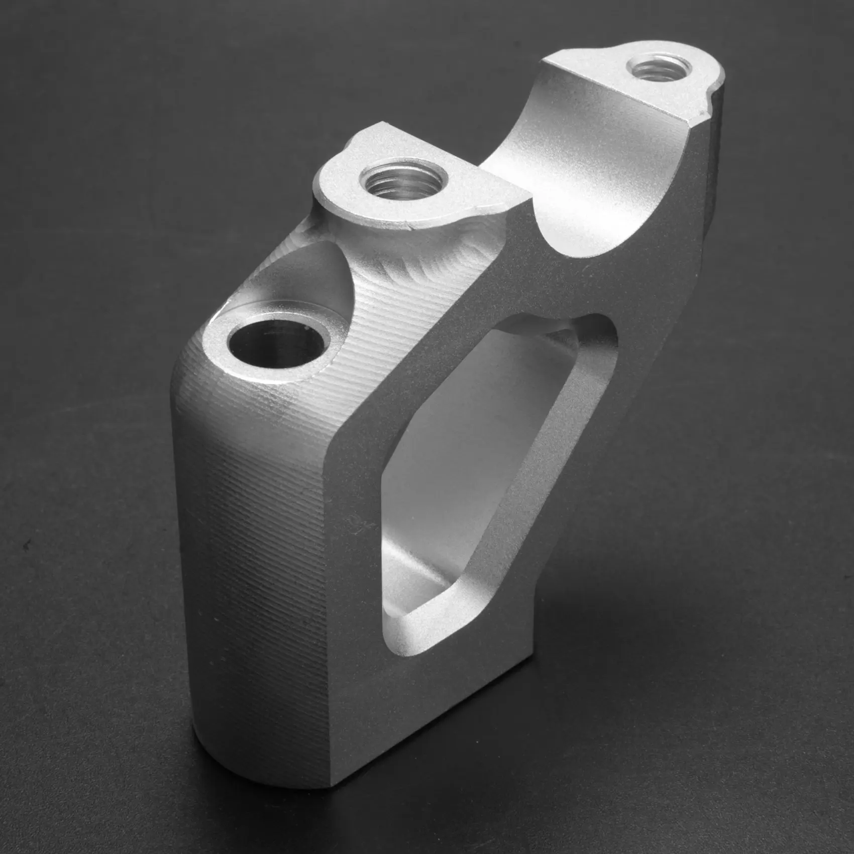 

A04E-Motorcycle Handlebar Heightening Code Handlebar Riser Clamp Adapter For Triumph Tiger 900 LOW RALLY Tiger850 2020-2021