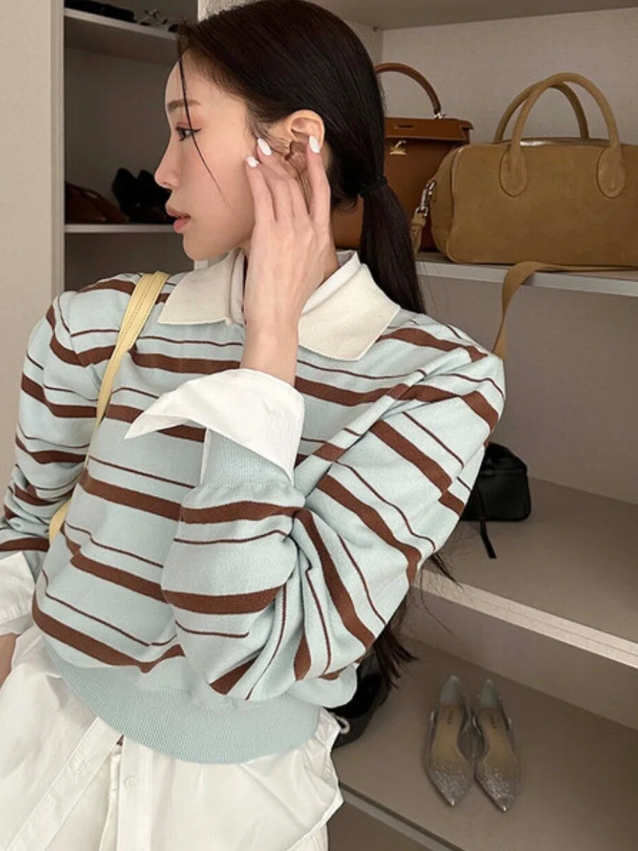 Elegant Loose Striped Knitwear Turn-down Collar Bloggers Favorite Fashionable Korean Style for Women in Various Ages