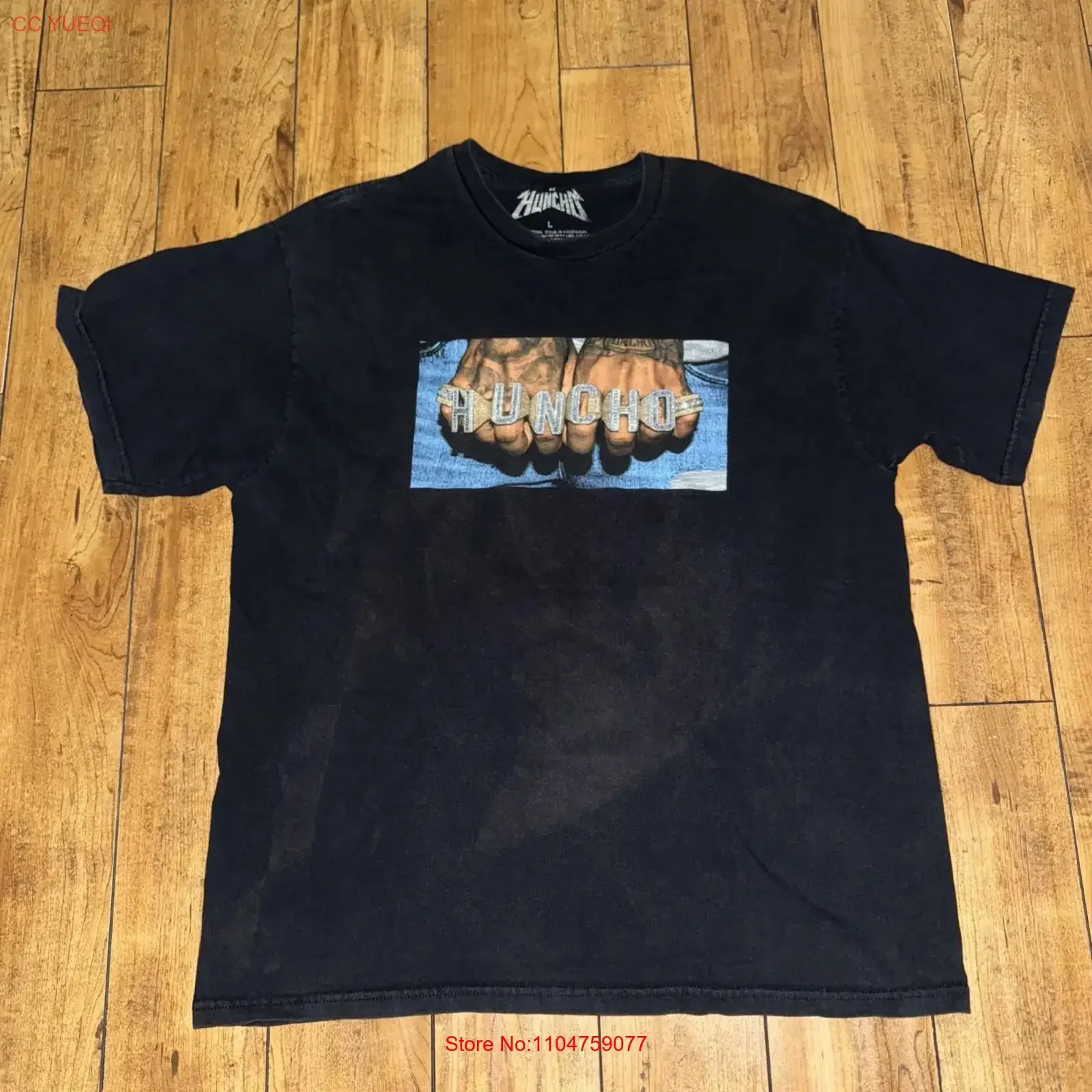Migos Quavo Huncho Five Finger Ring Photograph T Shirt Large 22x28 Black Rap vintage Washed Slightly Casual Soft