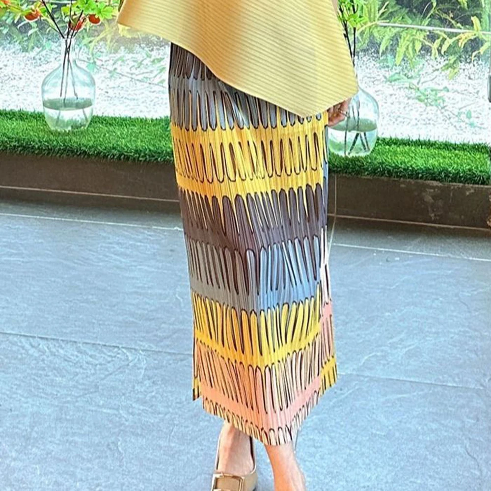 다용도 플리츠 2025 프린트 스커트 여름 신상 기품 있는 디자인 얇은 스플릿 플리츠 스커트 레귤러 핏