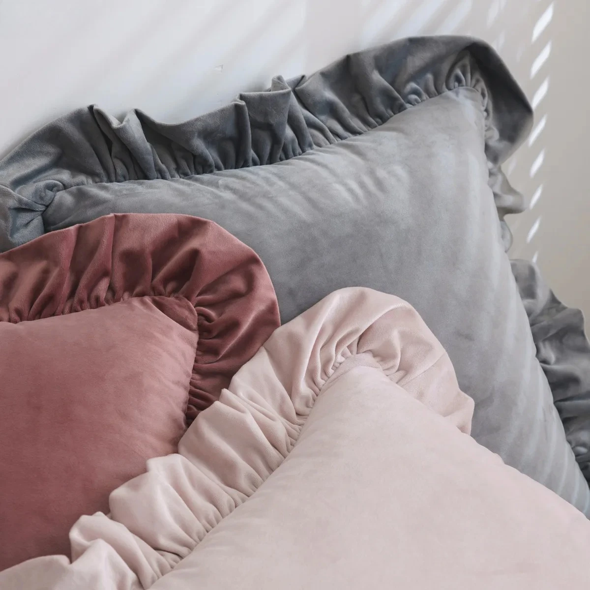 Nordic Region Ruffled Modern Solid Simple Color Cushion Cover Sofa Office Car Soft Backrest Pillowcase 30x50 50x50cm