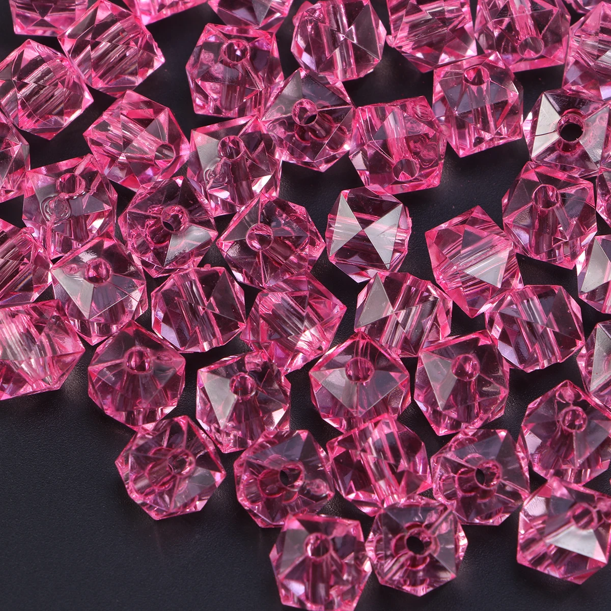 

950 PCS Beads Boxed Handmade Acrylic Pendants Woven Beaded Material DIY Necklace