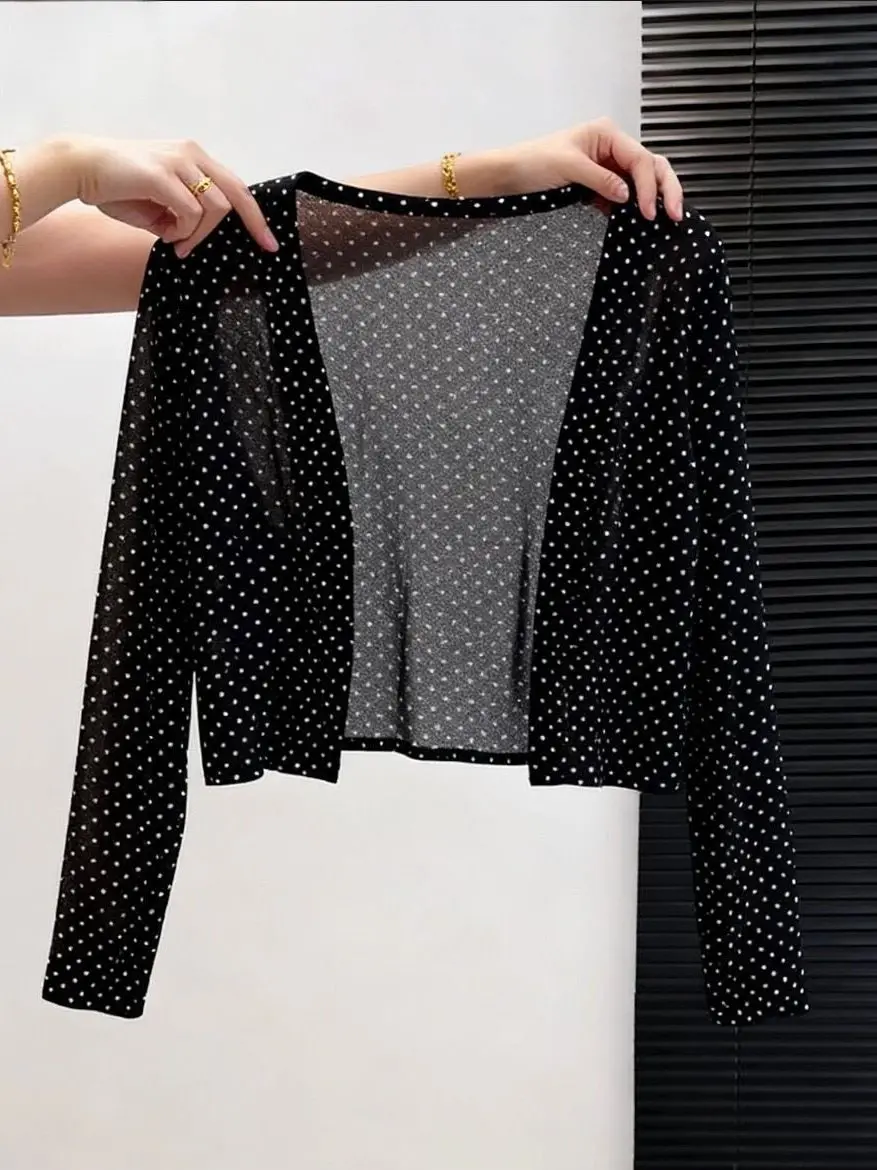 

Large Size Women's Star Diamond Embellished Short Mesh Cardigan Shoulder Wrap Jacket Lightweight Breathable Comfortable Fashi...