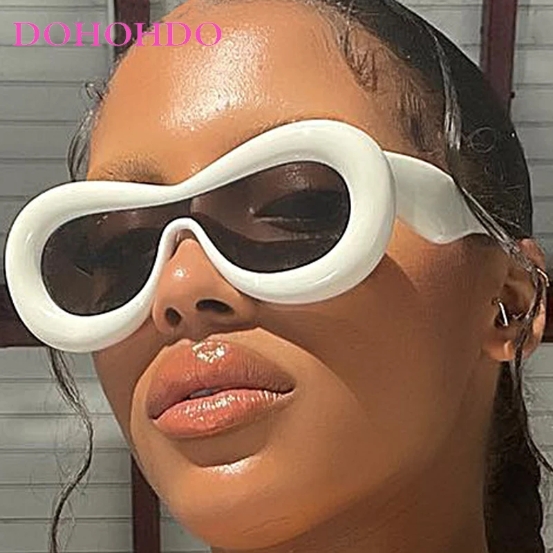 

Vintage Punk Women Sunglasses Trendy Designer Men Sunglasses Outdoor Sports Travel Windproof Goggles UV400 Gafas De Sol Mujer